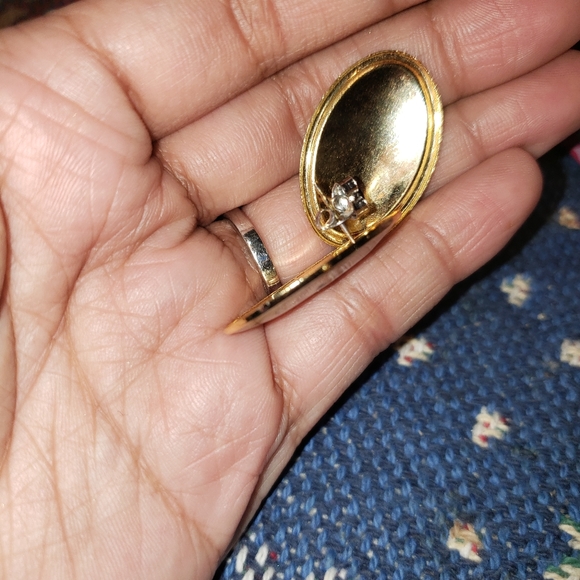 None - Picture 2 of 2